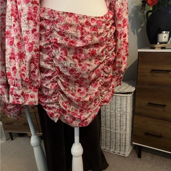 Coquette Pink Floral Backless Dress - Picture 2 of 8